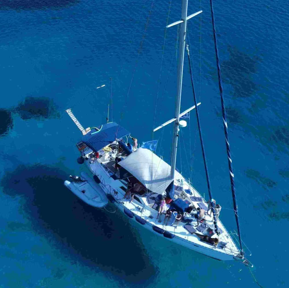 West Milos Adventure Cruise – Explore Kleftiko & Hidden Beaches