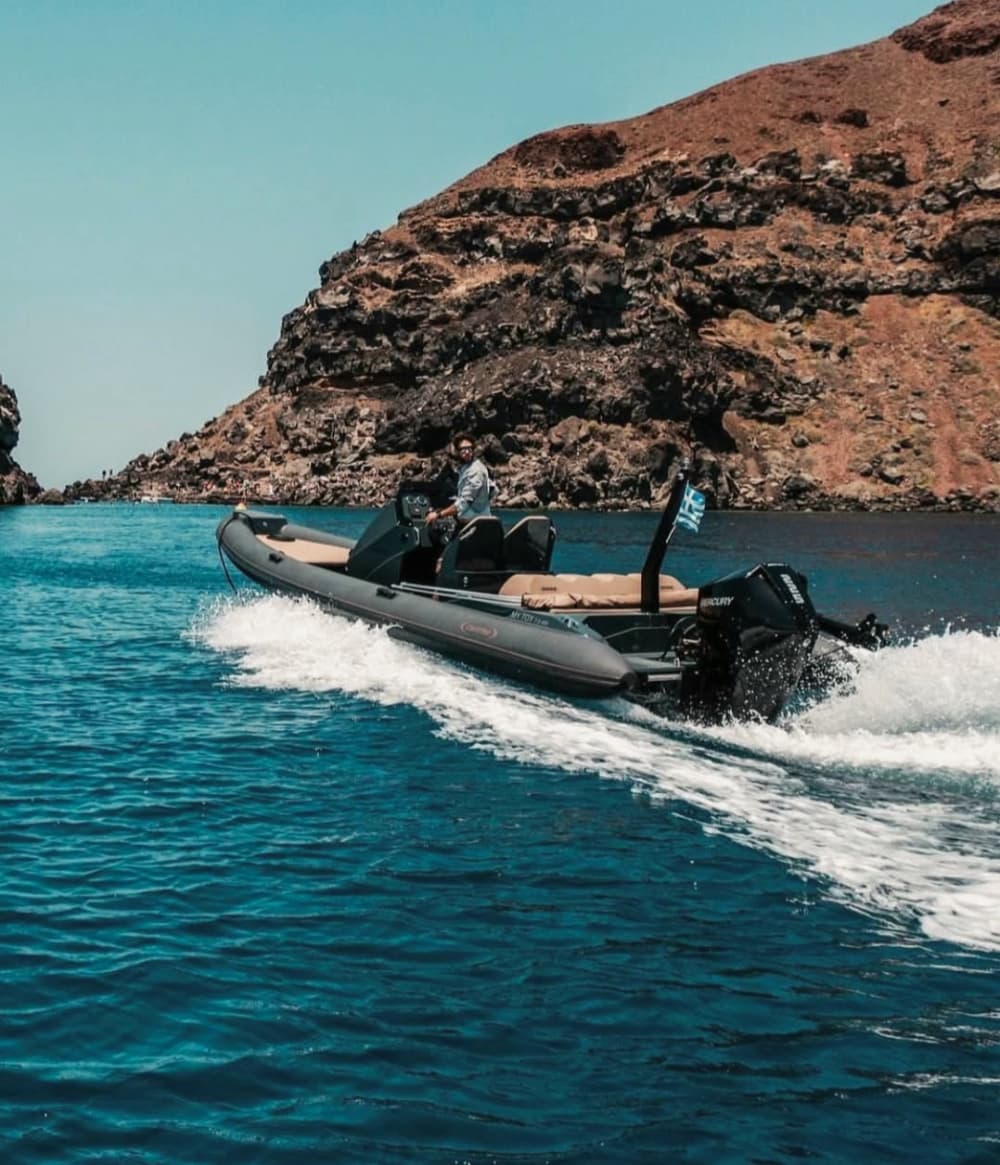 Croisière au coucher du soleil sur la Petite Venise – Aventure en DiveRIB 780 à Mykonos