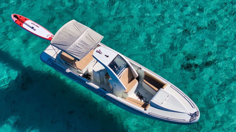 Island Hopping Bliss: Šolta, Blue Lagoon & Hidden Bays