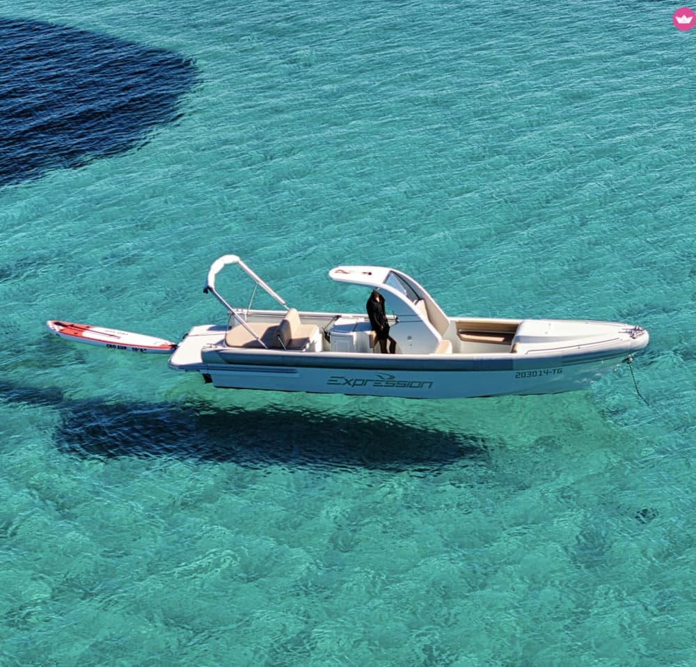 Island Hopping Bliss: Šolta, Blue Lagoon & Hidden Bays