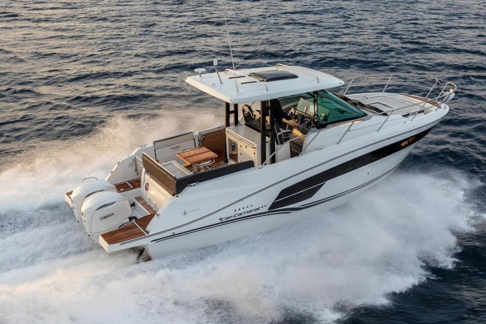 Experiencia en yate de lujo: Lipari y Vulcano desde Milazzo