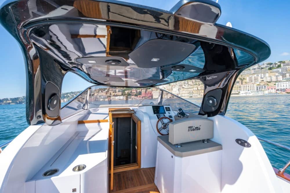 Lipari y Vulcano desde Milazzo: experiencia exclusiva en yate