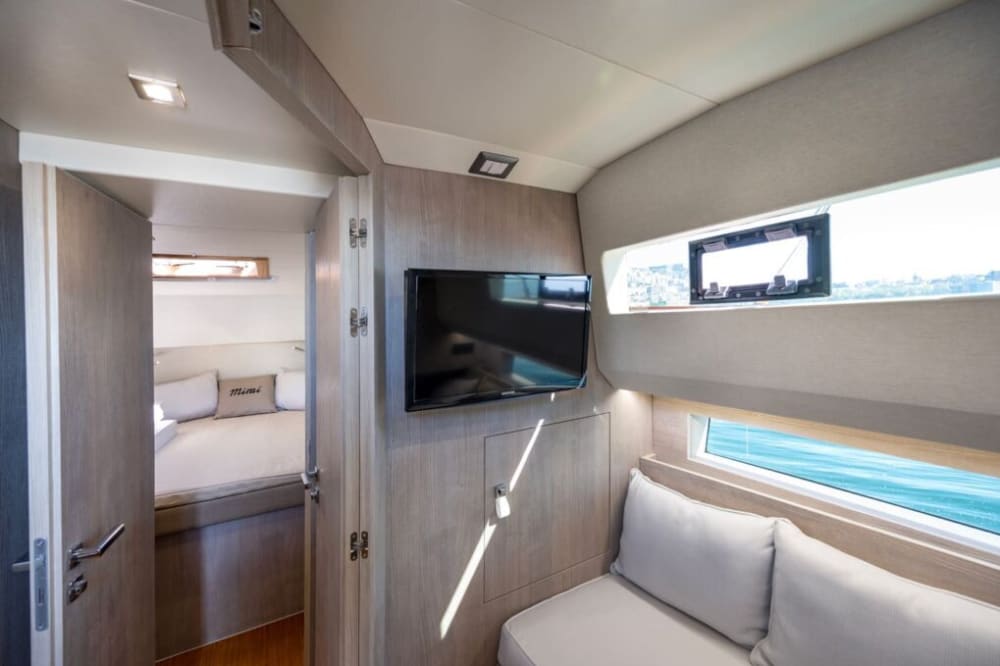 Lipari y Vulcano desde Milazzo: experiencia exclusiva en yate