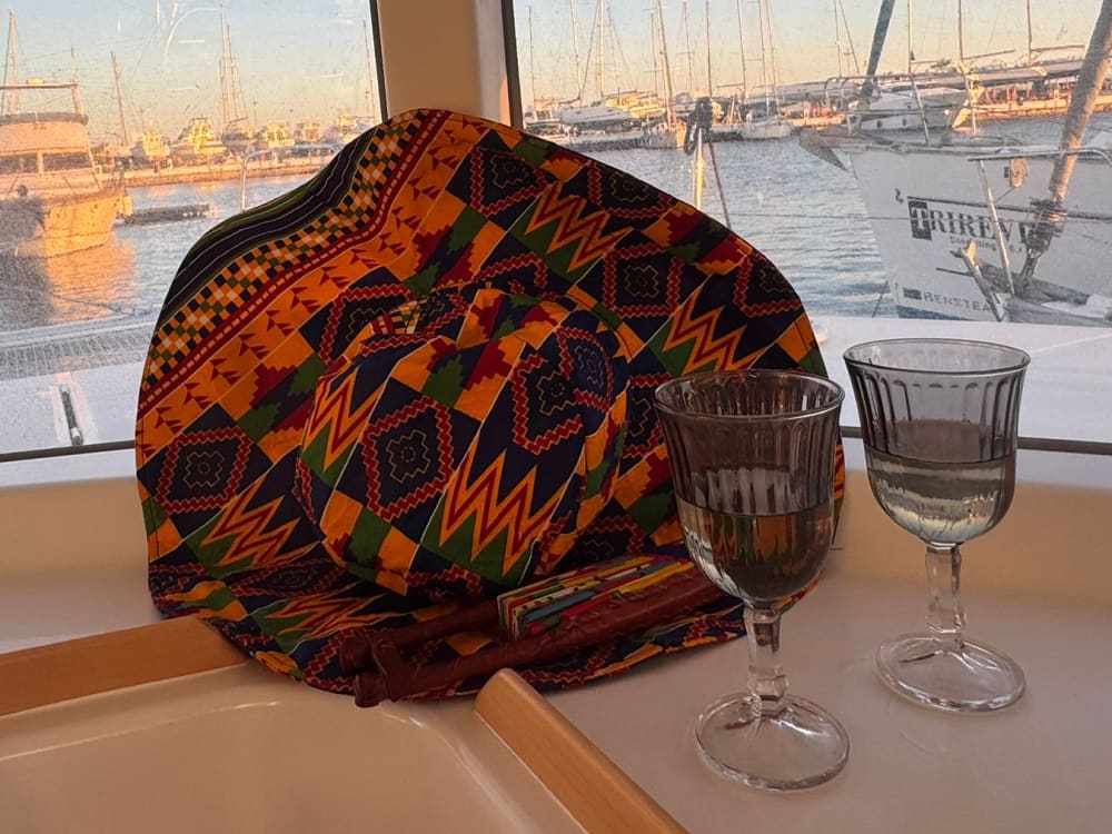 Escursione giornaliera in barca a Favignana: alla scoperta delle isole Egadi.