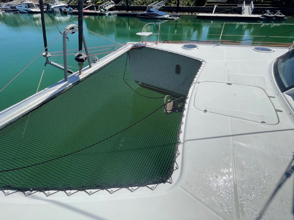 Зов моря: Откройте для себя Капри на катамаране.