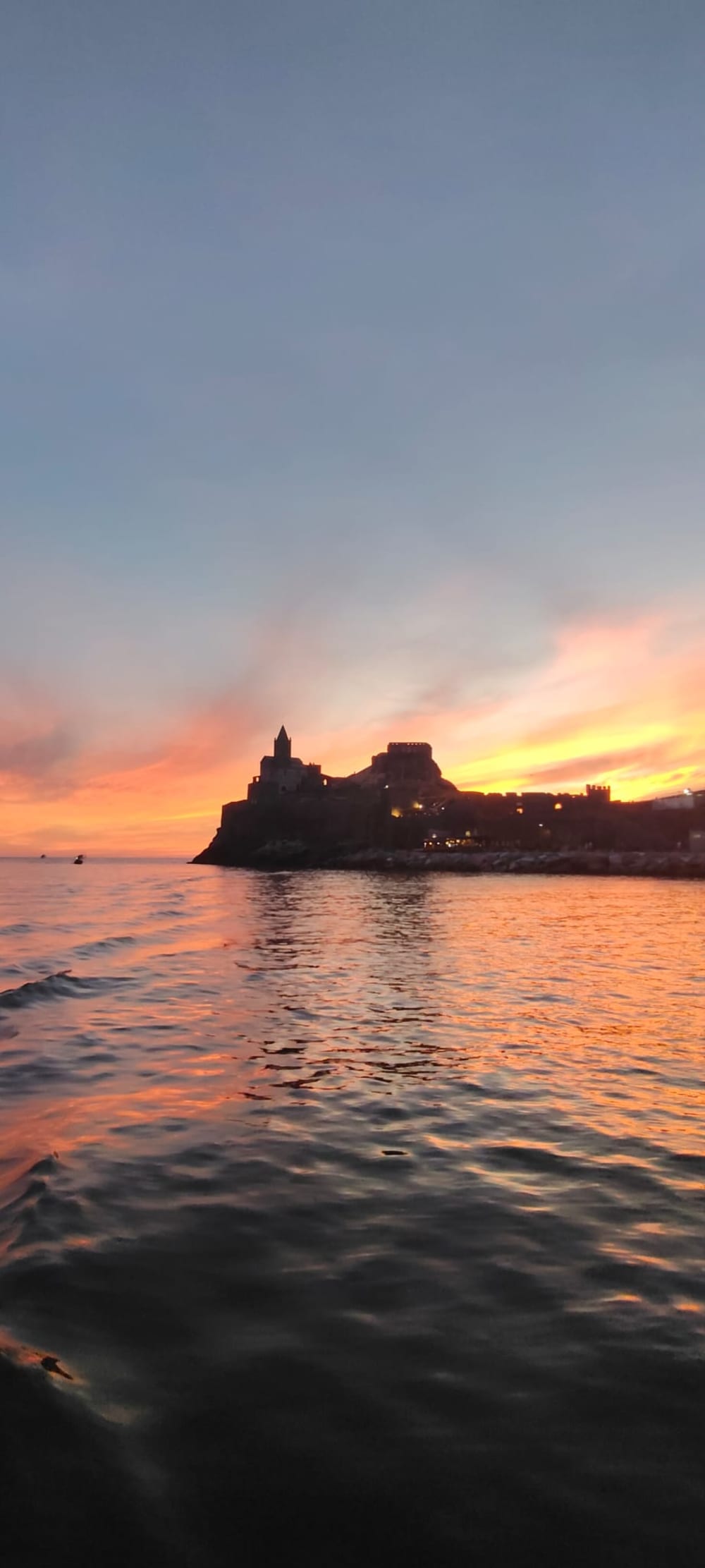 Excursión al atardecer en el Golfo dei Poeti