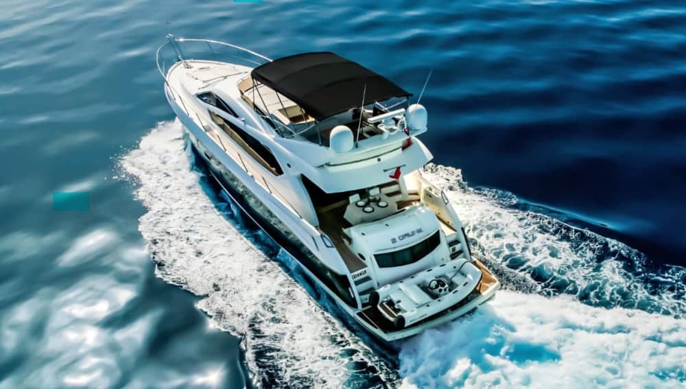 Una giornata da sogno nell'Adriatico: isole, sole e mare a bordo di uno yacht privato.