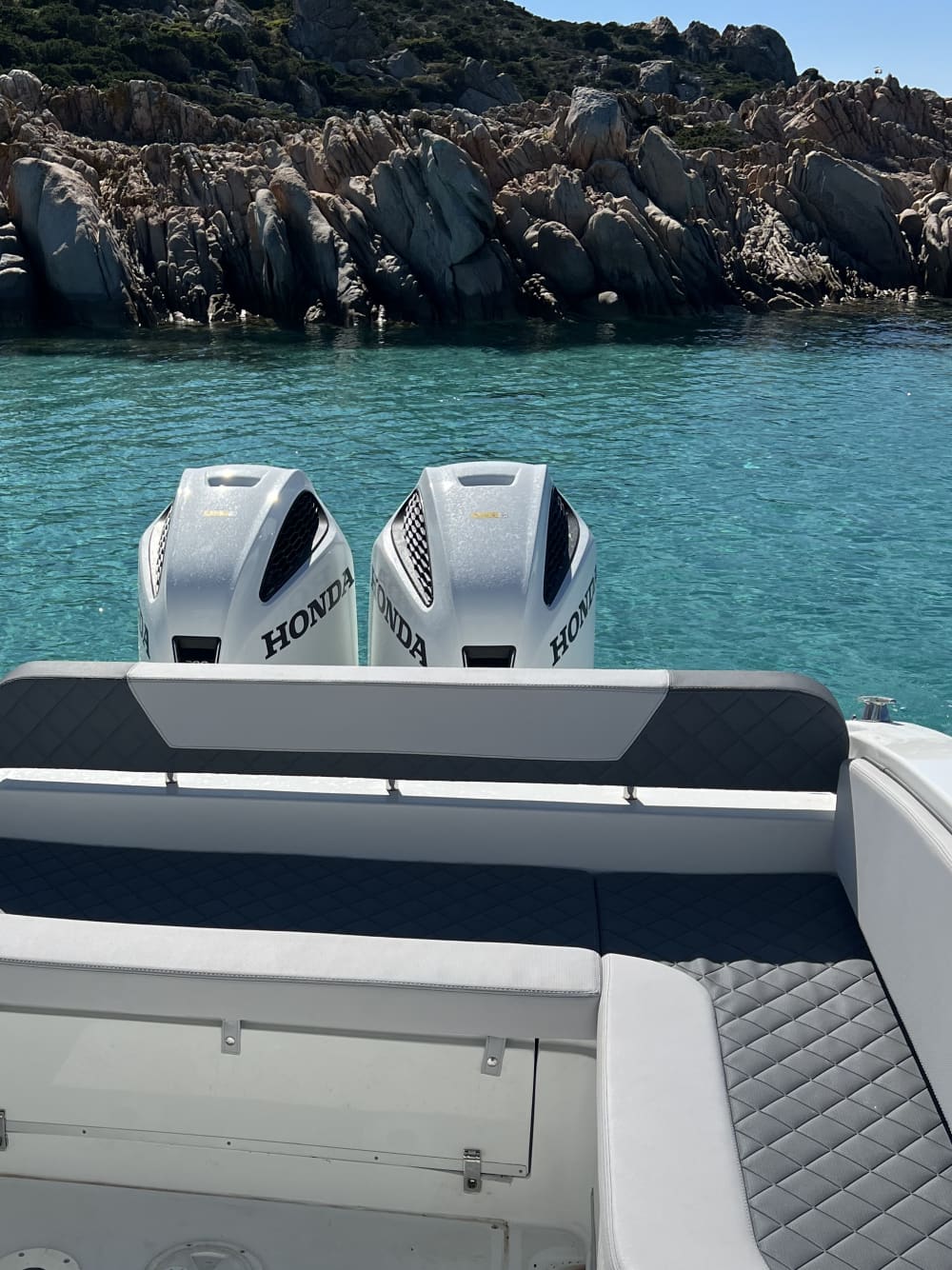 Private boat tour of Bonifacio and Corsica - Lavezzi and Spargi