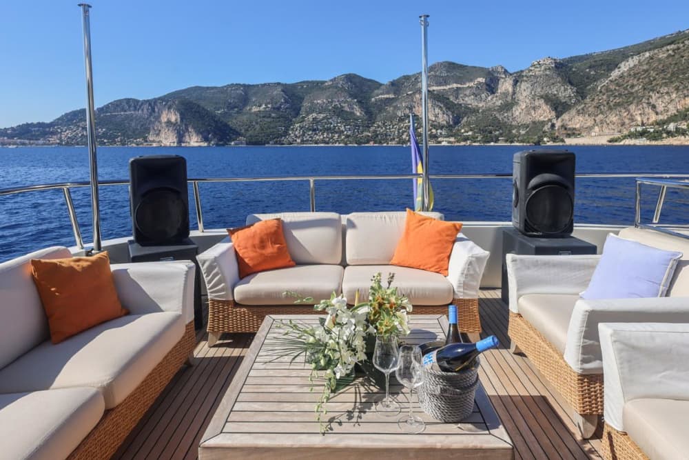 Party Yacht Experience