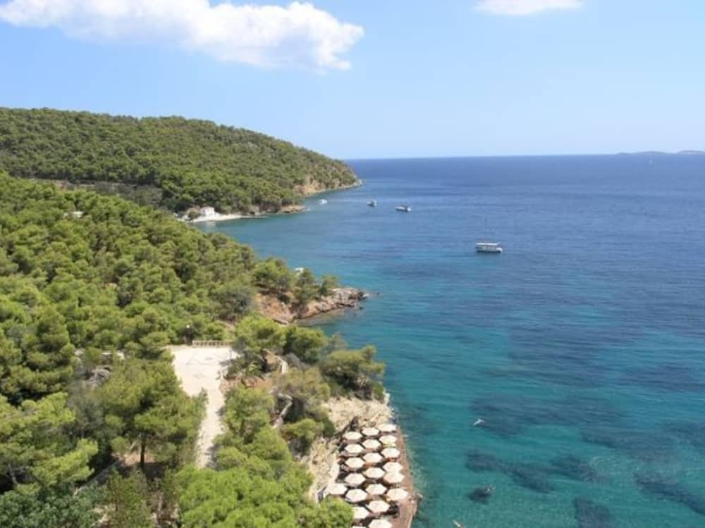 Hydra et Poros | Expérience privée d'une journée en yacht