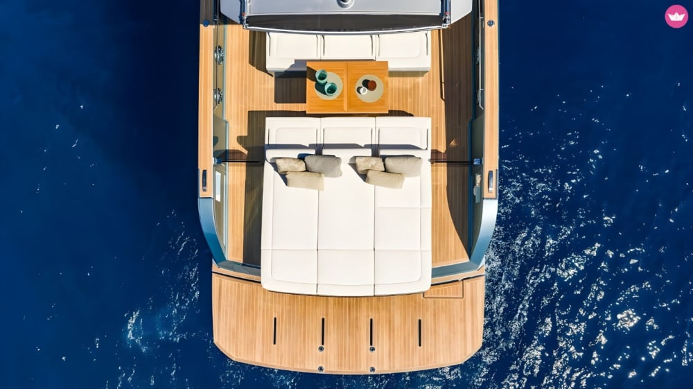 Égine à Moni et Agkistri | Excursion privée d'une journée en yacht