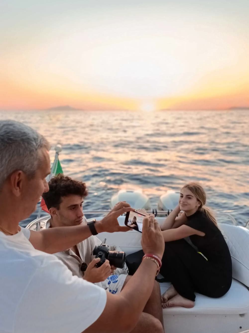 Crociera al tramonto a Sorrento: 2 ore di pura calma