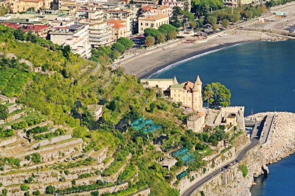 Jeanneau 6.5 WA: 4-Hour Amalfi Coast Excursion from Vietri