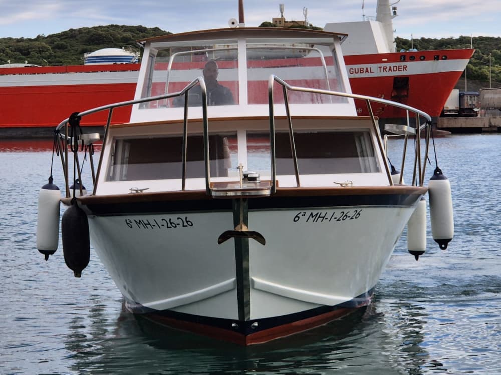 Exclusive sunset on a classic Chris-Craft – Sunset Experience