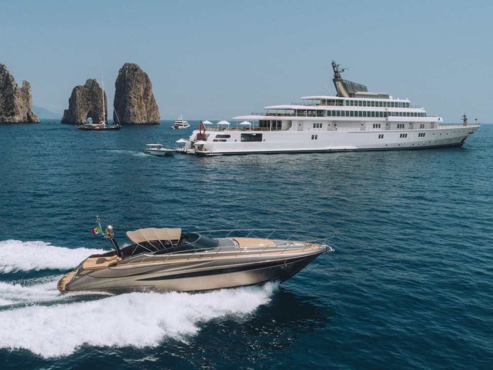4-Hour Private Tour of Lake Como with Prosecco and Relaxation