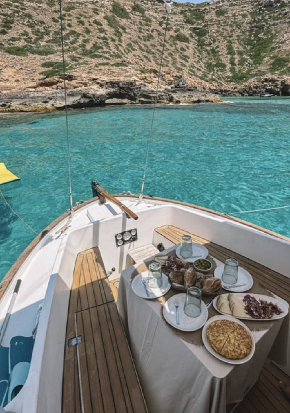 Palma Bay in een traditionele boot (inclusief lokale snacks)