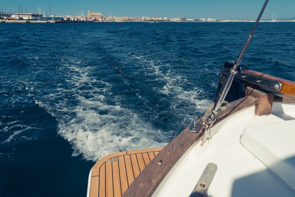 Palma Bay in a traditional boat (local snacks included)