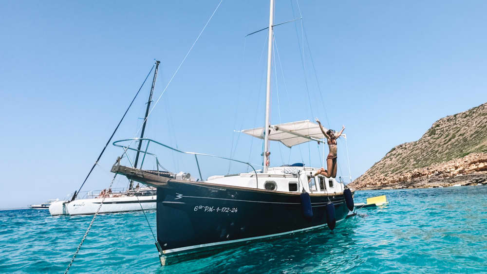 Palma Bay in een traditionele boot (inclusief lokale snacks)