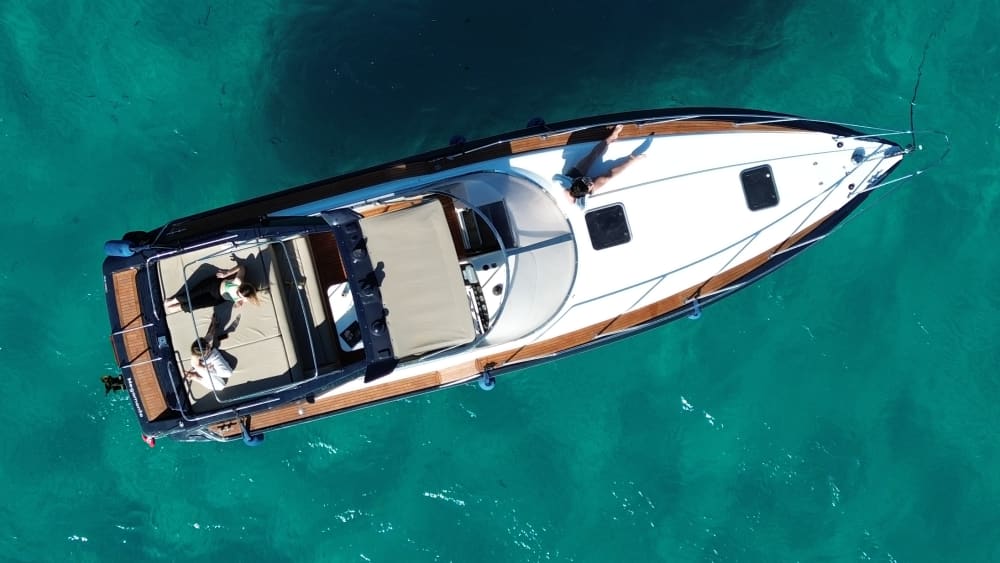 Escursione privata di un giorno a Cannes - Sunseeker Tomahawk 37 (11,3 m)