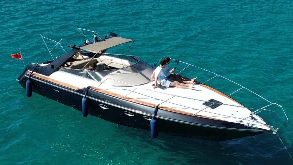 Escursione privata di un giorno a Cannes - Sunseeker Tomahawk 37 (11,3 m)