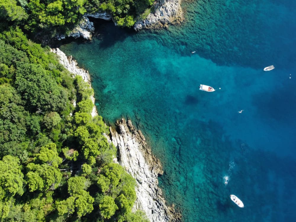 From Medulin: South Istria Speedboat Tour with Snorkeling