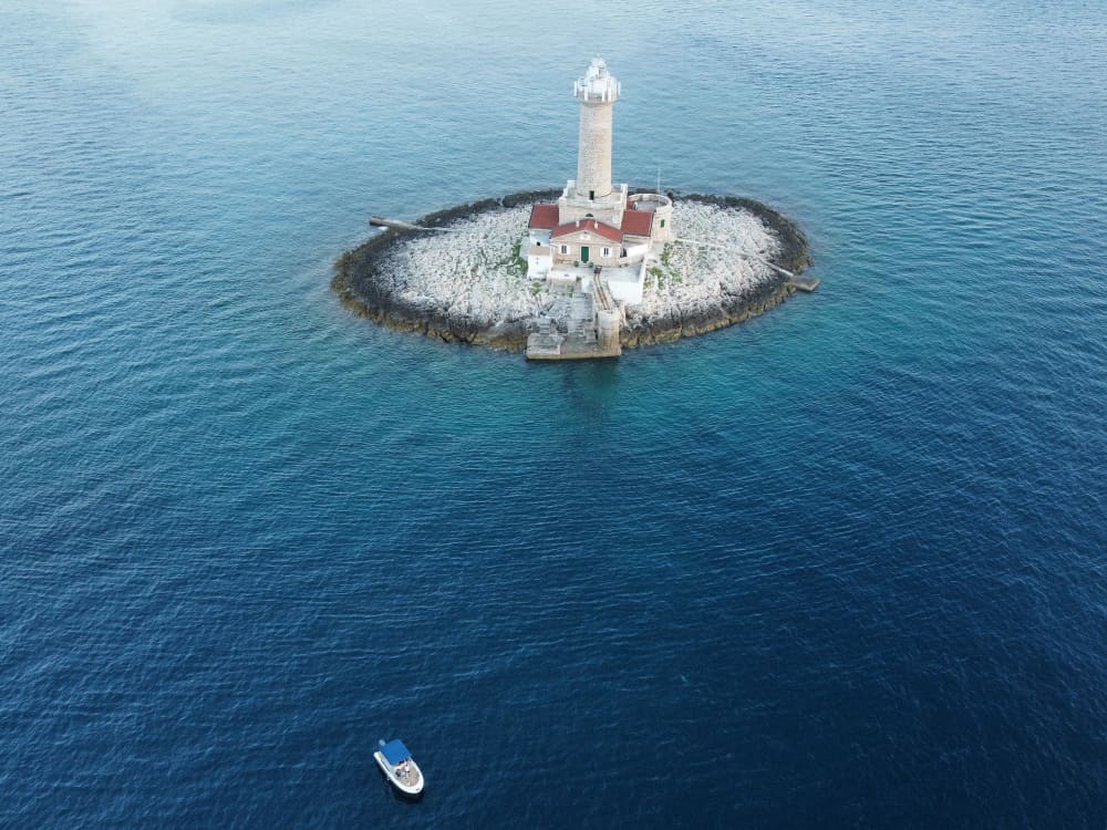 From Medulin: South Istria Speedboat Tour with Snorkeling