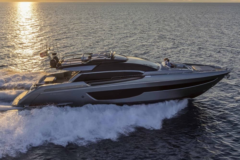 Journée en mer avec skipper – Antibes & Côte d’Azur