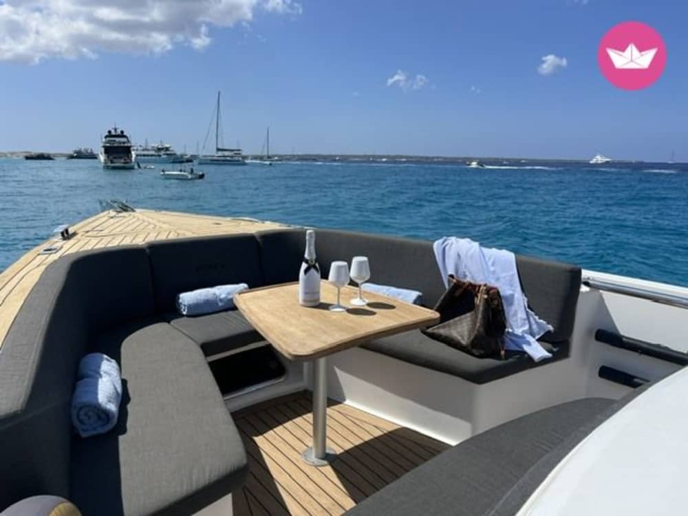 Unglaublicher Tagescharter in Formentera (Illetes) - 8-stündiger Tagescharter