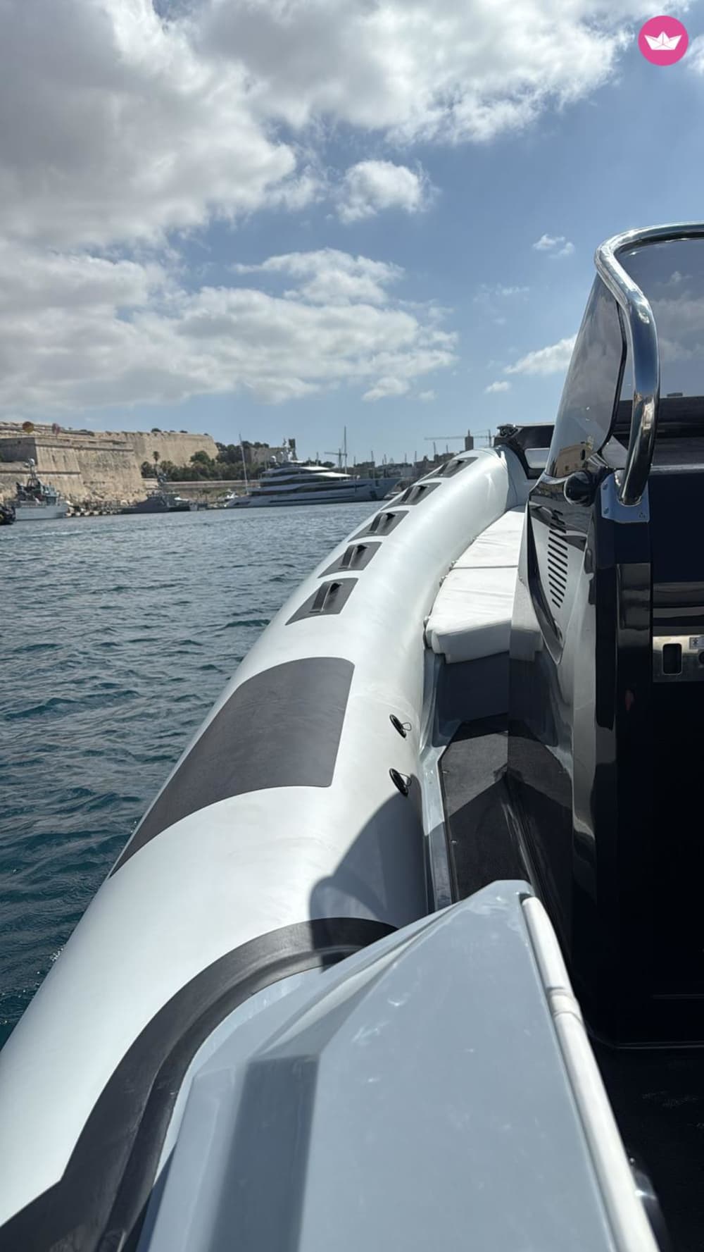 Daily tour: Snorkeling & Crystal Waters