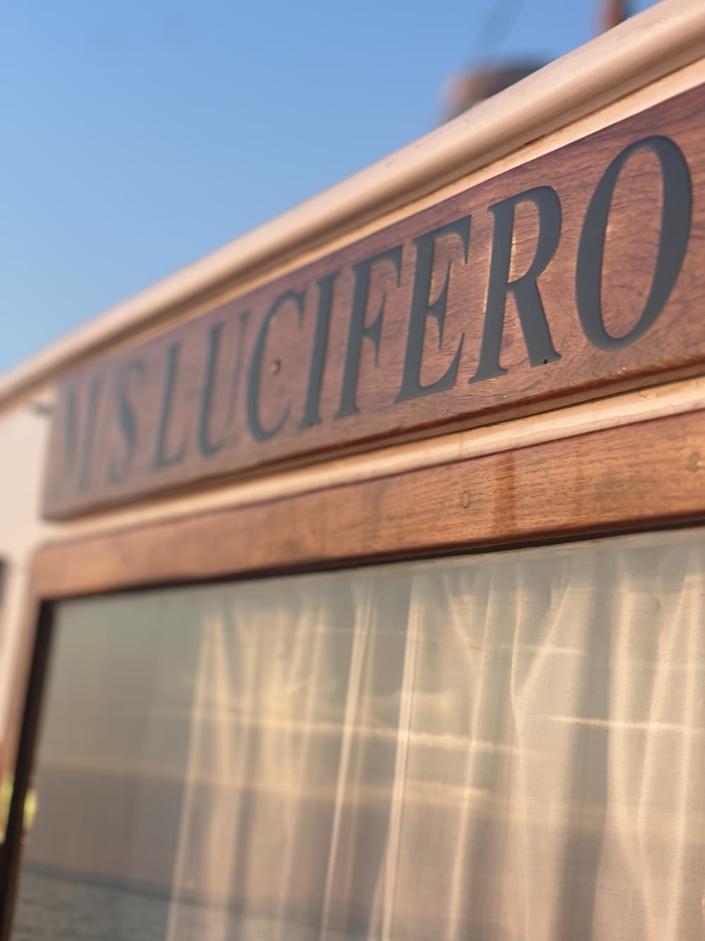 Aperitivo al tramonto a bordo del Caicco Lucifero