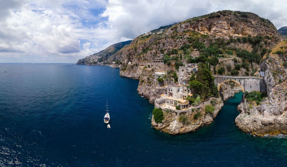 Italyure 37: 7-Hour Amalfi Coast Tour from Salerno