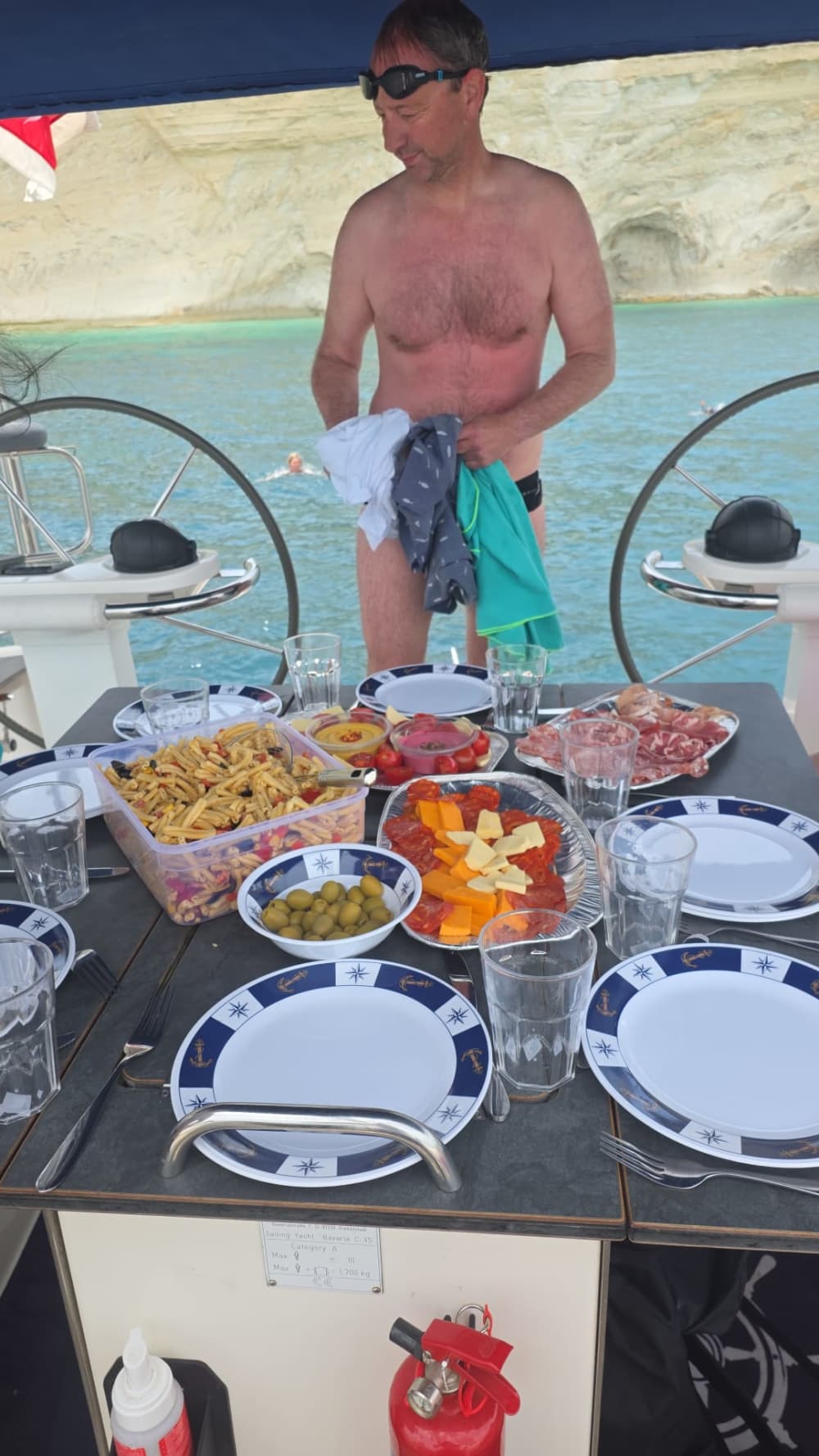 4 uur durende zonsondergangcruise vanuit Msida – Aperitief, zwemmen en uitzicht tijdens het gouden uur