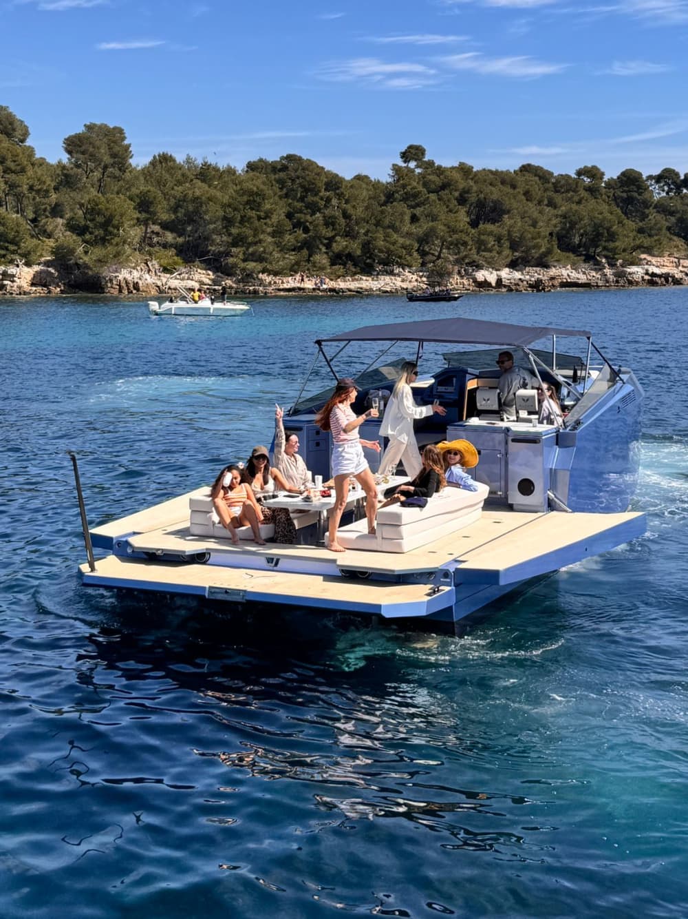 Private catamaran charter – Tailor-made day trip from Saint-Tropez