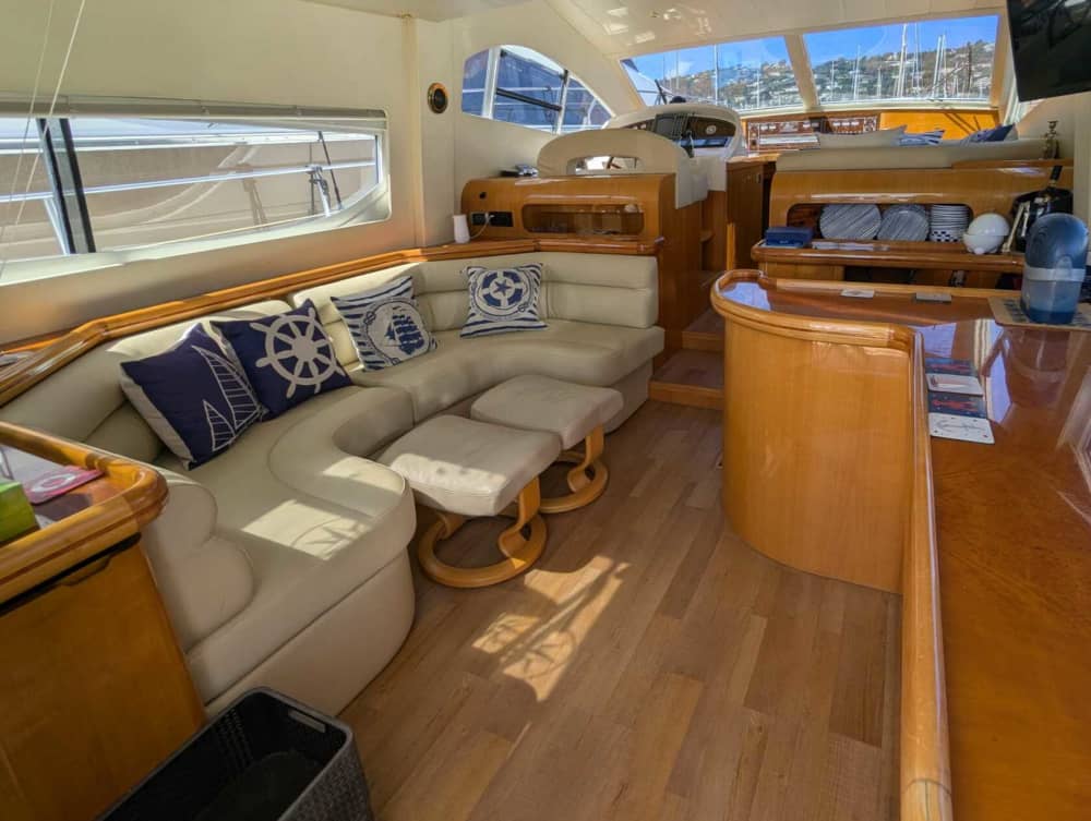 Tramonto esclusivo su uno yacht privato da Golfe Juan – Raffaelli Maestrale 52