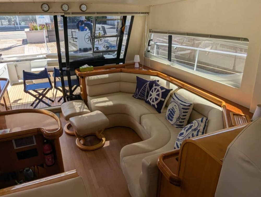 Tramonto esclusivo su uno yacht privato da Golfe Juan – Raffaelli Maestrale 52