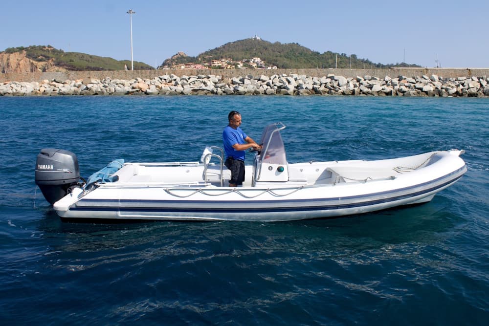 Cala Luna Daily Escape – Exclusive Gommonautica G65 Experience from Arbatax