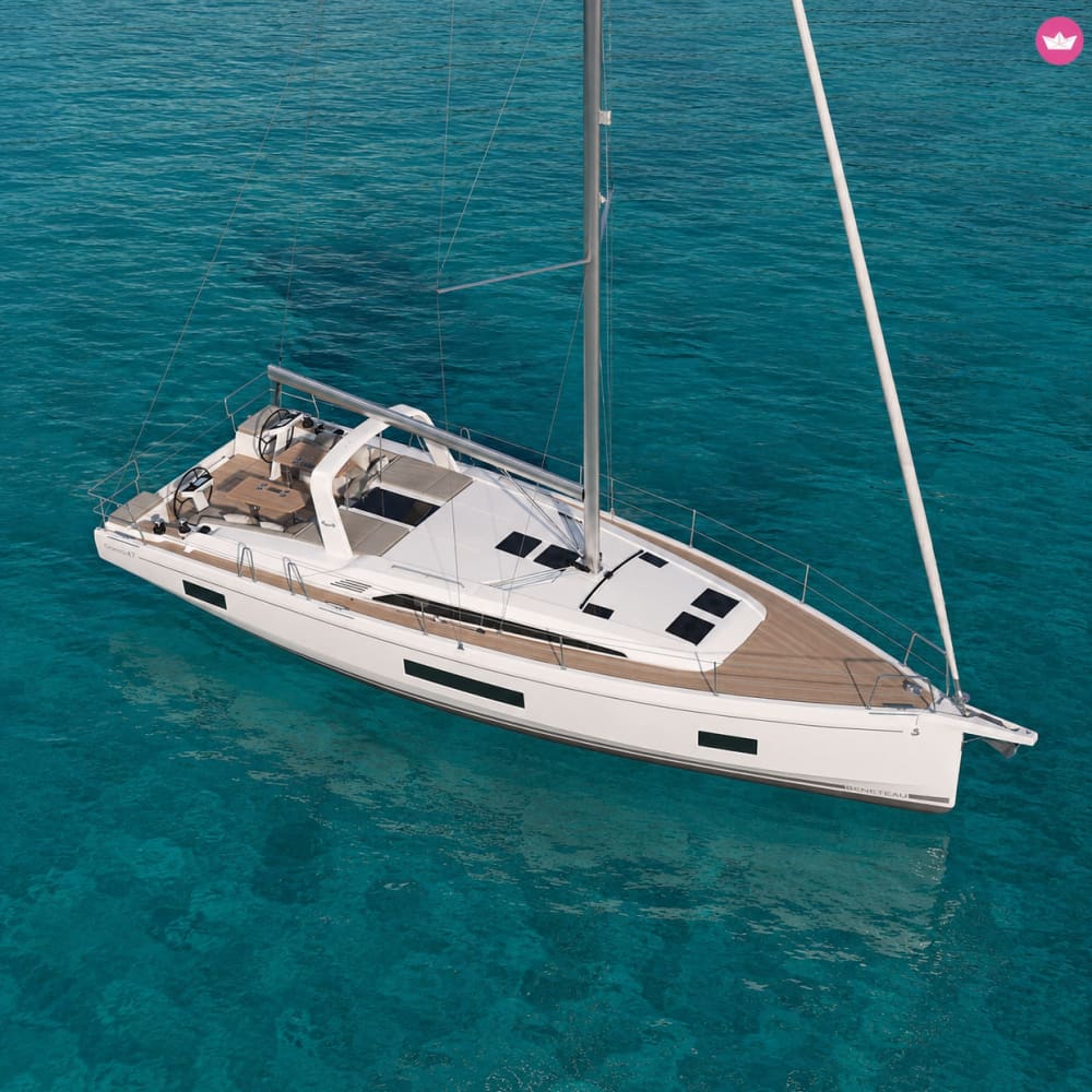 8h - Sail through hidden coves and sunset waters along the Costa Blanca.