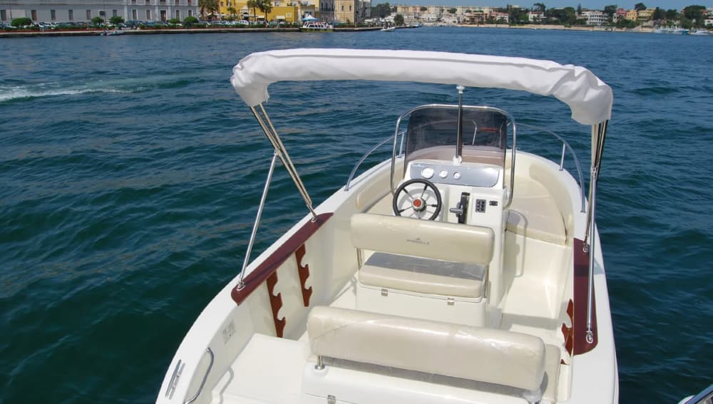 Excursión al atardecer en Sirmione (1 hora) - con aperitivo (5 personas)