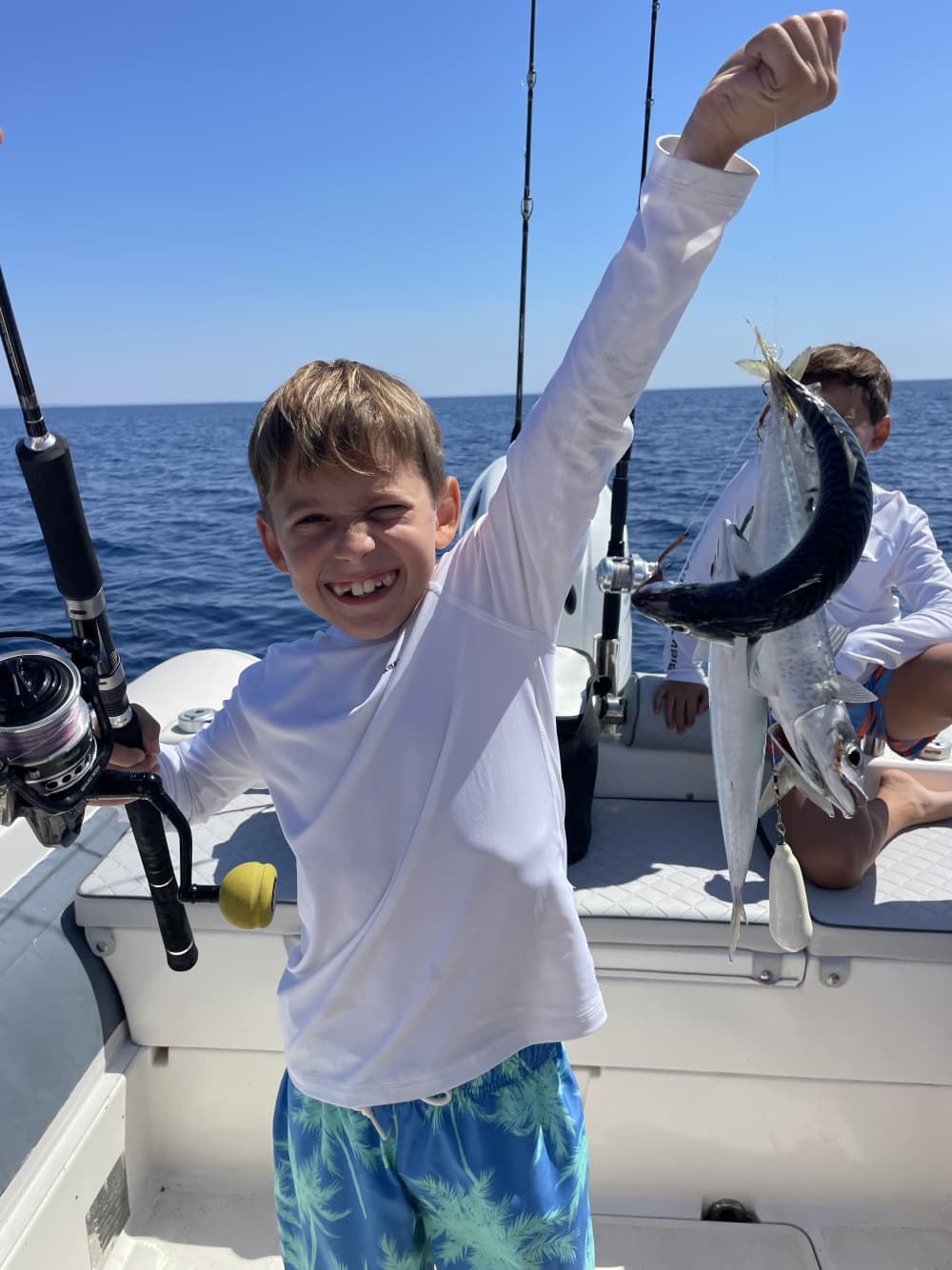 Vissen en zwemmen vanaf een boot in Porto Cesareo - een exclusieve ervaring.