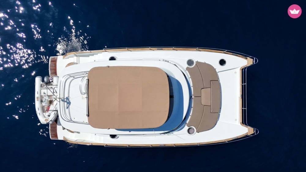 Full-day catamaran tour from Procida to Ischia