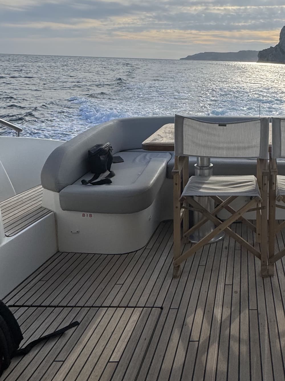Croisière privée de luxe en yacht | 8 heures le long des côtes de Sesimbra et Tróia