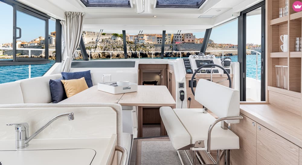 Half-day afternoon aboard the Swift Trawler 41 Fly