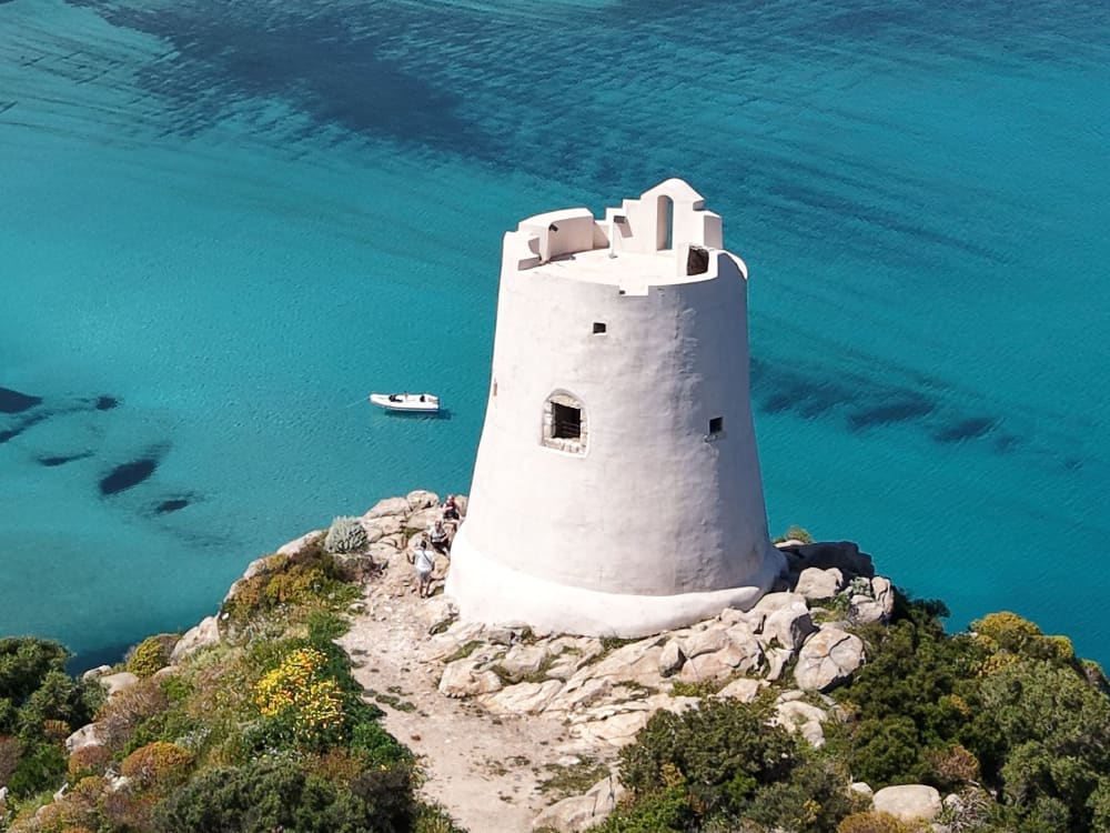Laat u verrassen door de kust van Villasimius.