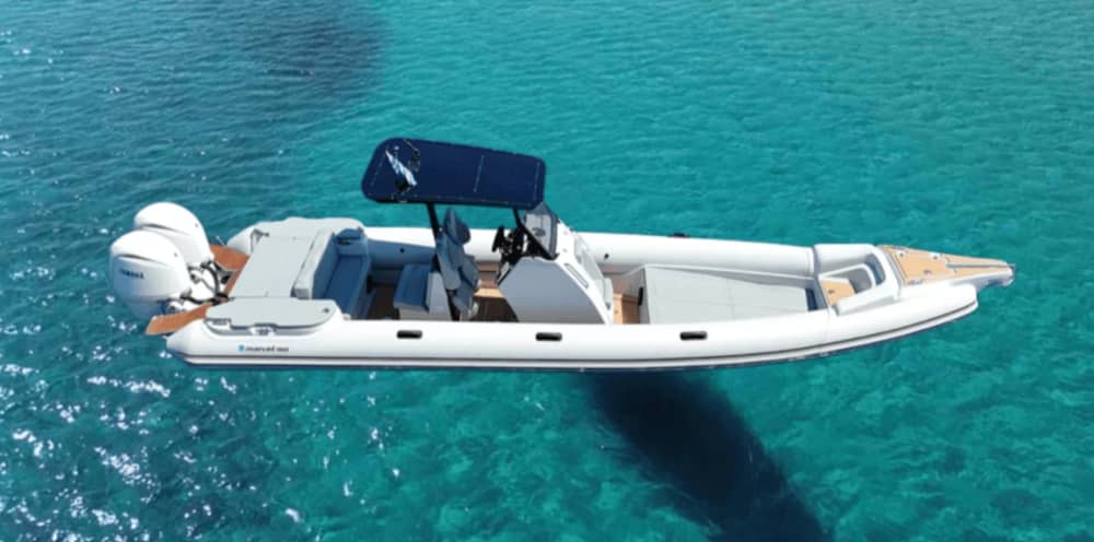 Passeio de barco privado para Antiparos e Lagoa Azul