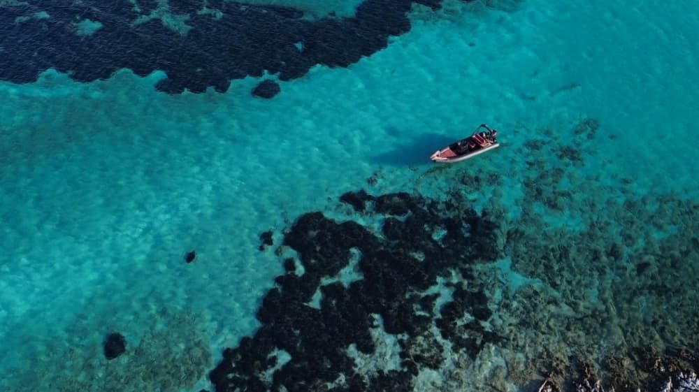 Passeio de barco privado para Antiparos e Lagoa Azul