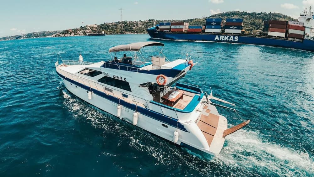 Luxus-Yacht-Bosporus-Tour in Istanbul
