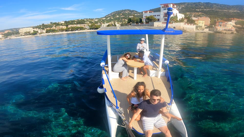Premium Tour on a Solar Powered Boat - Private Group