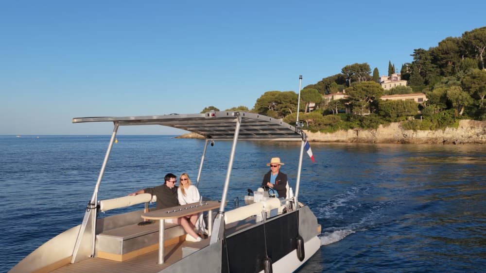 Nice: Private solar-powered boat cruise on the French Riviera