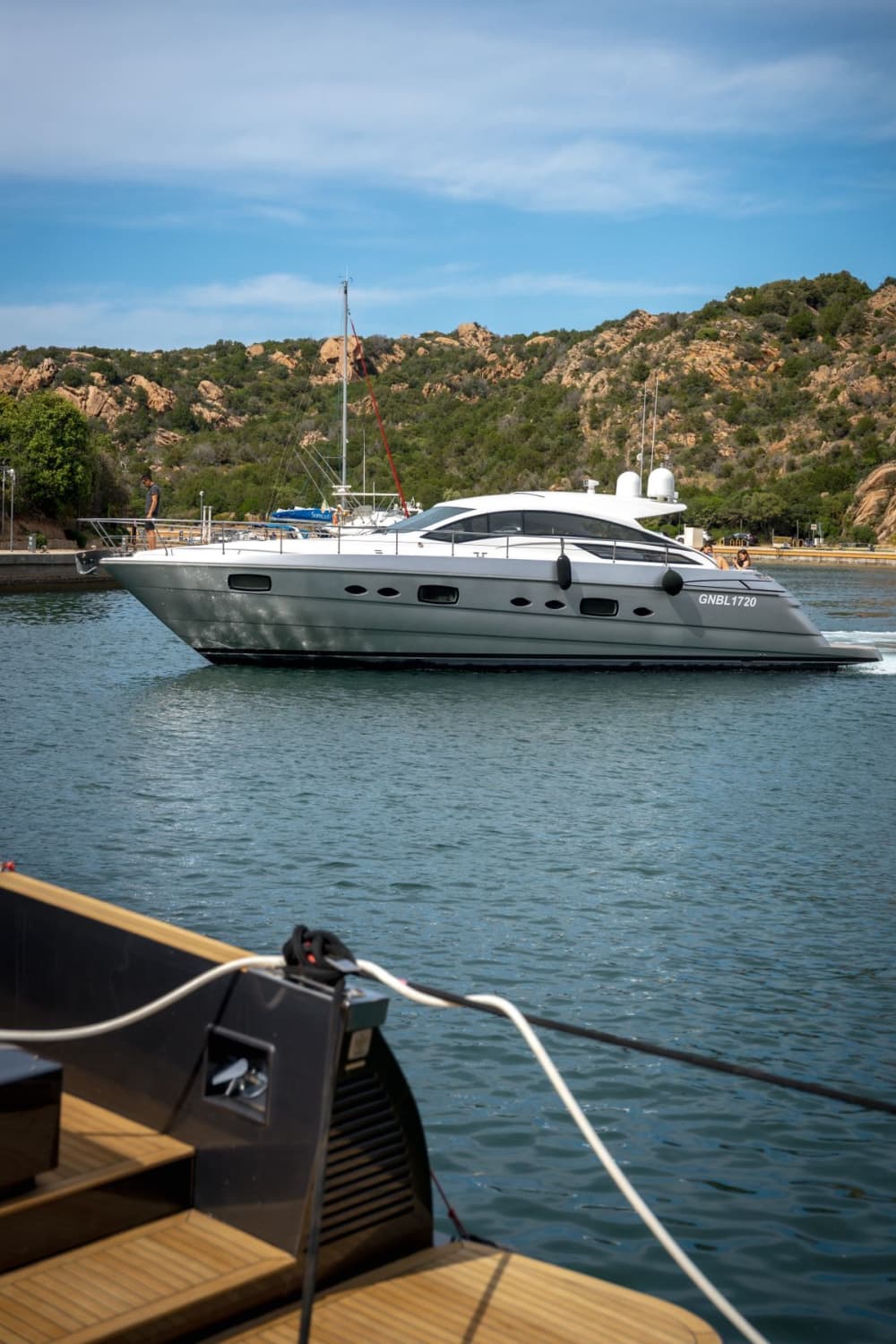 ASINARA & DOLFIJN ERVARING – PERSHING 58