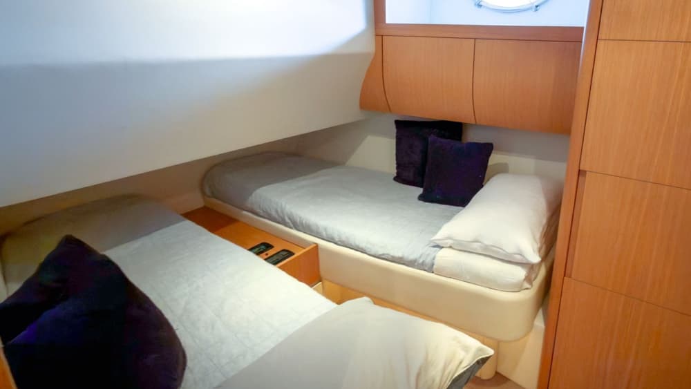 ASINARA & DOLFIJN ERVARING – PERSHING 58